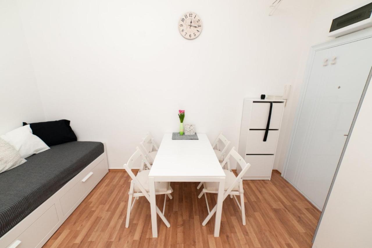 Mia Apartment Novi Sad Exterior photo